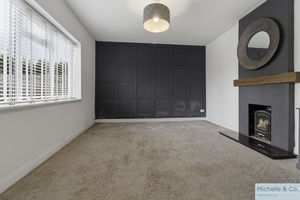 Living Room- click for photo gallery